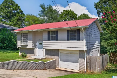 1035 Barclay Drive Bessemer AL 35022