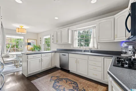 1121 Graylynn Drive Vestavia Hills AL 35216