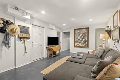 1121 Graylynn Drive Vestavia Hills AL 35216