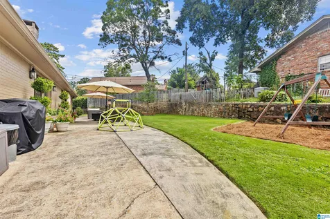 1121 Graylynn Drive Vestavia Hills AL 35216
