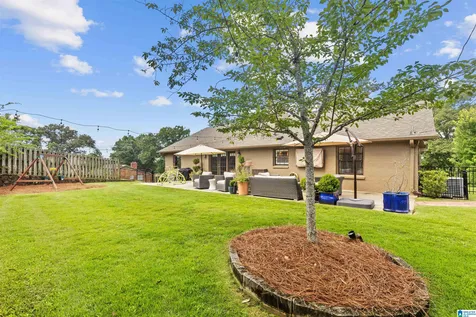1121 Graylynn Drive Vestavia Hills AL 35216