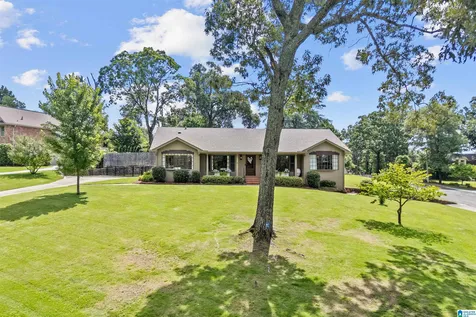 1121 Graylynn Drive Vestavia Hills AL 35216