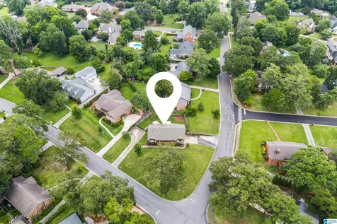 1121 Graylynn Drive Vestavia Hills AL 35216