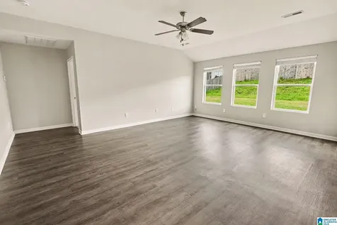 397 Clear Creek Lane Calera AL 35040