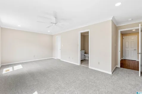 5040 S Shades Crest Road Bessemer AL 35022
