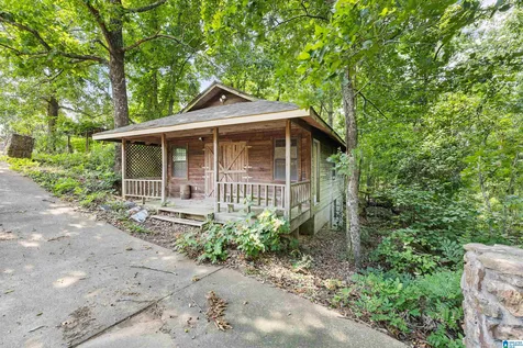 5040 S Shades Crest Road Bessemer AL 35022