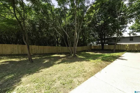 932 9th Street N Pleasant Grove AL 35127