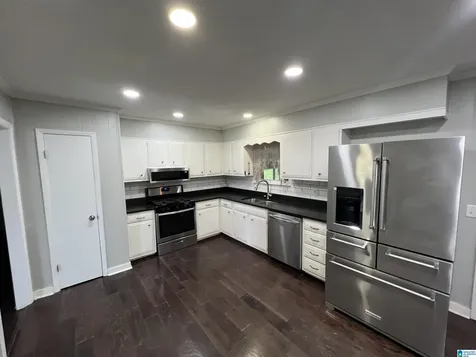 524 Creekview Circle Pelham AL 35124