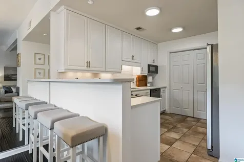 214 E Green Vestavia Hills AL 35243