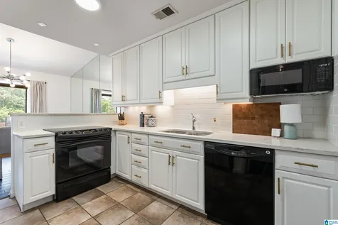 214 E Green Vestavia Hills AL 35243