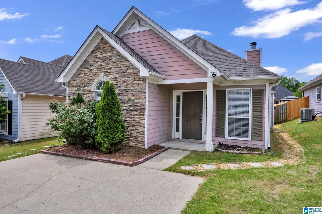 173 Flagstone Lane Calera AL 35040