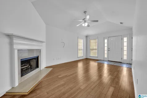 173 Flagstone Lane Calera AL 35040
