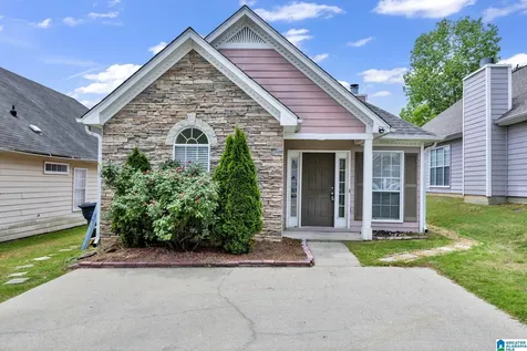 173 Flagstone Lane Calera AL 35040