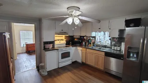 1334 Sunny Lane Mount Olive AL 35117