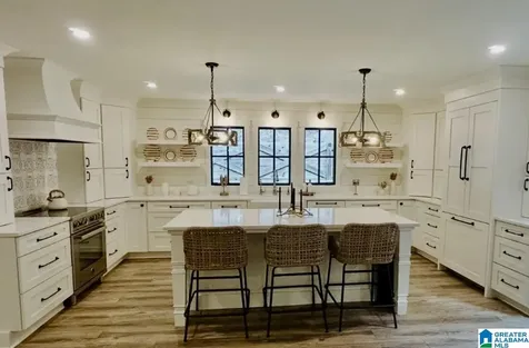 5637 Oak Mountain Lake Road Birmingham AL 35242