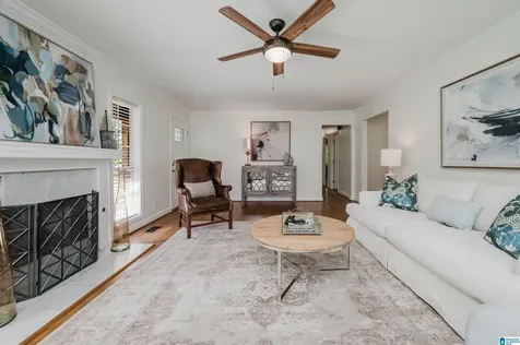 4305 Dolly Ridge Lane Vestavia Hills AL 35243