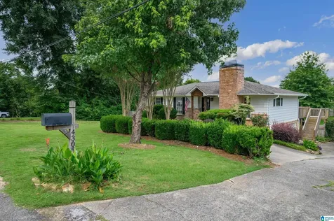 4305 Dolly Ridge Lane Vestavia Hills AL 35243