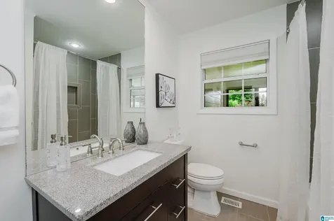 4305 Dolly Ridge Lane Vestavia Hills AL 35243