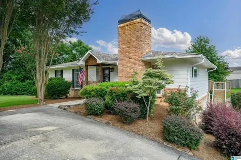 4305 Dolly Ridge Lane Vestavia Hills AL 35243