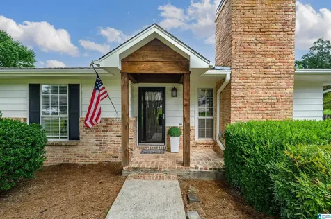 4305 Dolly Ridge Lane Vestavia Hills AL 35243