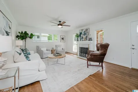 4305 Dolly Ridge Lane Vestavia Hills AL 35243