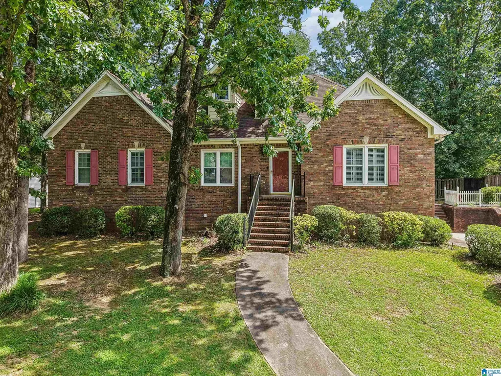 100 Kentwood Trail Circle Alabaster AL 35007