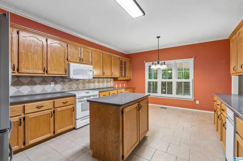 100 Kentwood Trail Circle Alabaster AL 35007