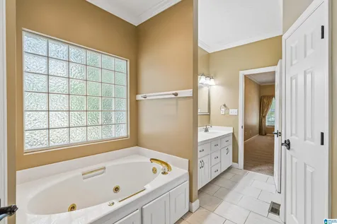 100 Kentwood Trail Circle Alabaster AL 35007