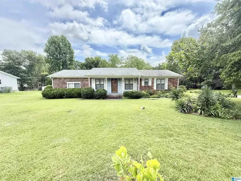 2040 Sandy Avenue SW Cullman AL 35055