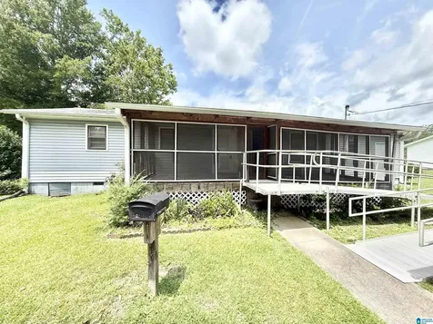 2040 Sandy Avenue SW Cullman AL 35055