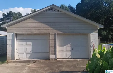 713 11th Street Pleasant Grove AL 35127