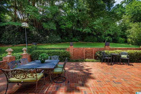 2308 Tanglewood Brook Lane Vestavia Hills AL 35243
