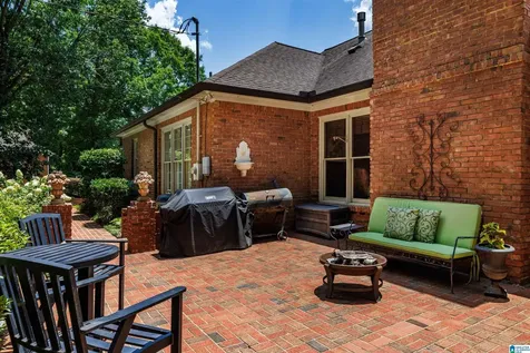 2308 Tanglewood Brook Lane Vestavia Hills AL 35243