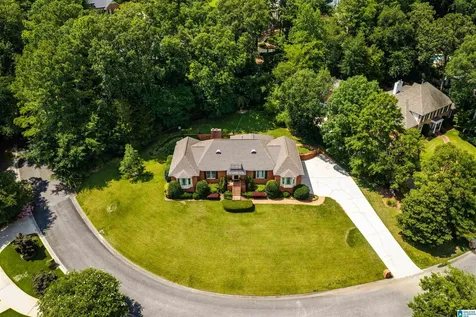 2308 Tanglewood Brook Lane Vestavia Hills AL 35243