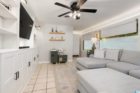 428 Windsor Drive Homewood AL 35209