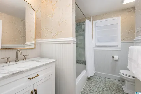 428 Windsor Drive Homewood AL 35209