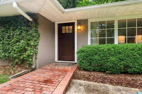 428 Windsor Drive Homewood AL 35209