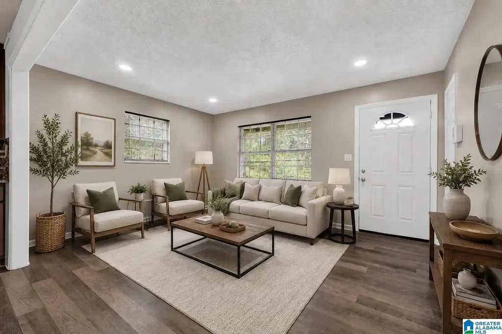 608 10th Terrace Pleasant Grove AL 35127