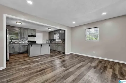 608 10th Terrace Pleasant Grove AL 35127