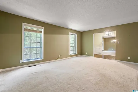 3360 Garrett Drive SE Bessemer AL 35022