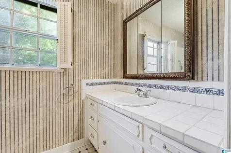 3360 Garrett Drive SE Bessemer AL 35022