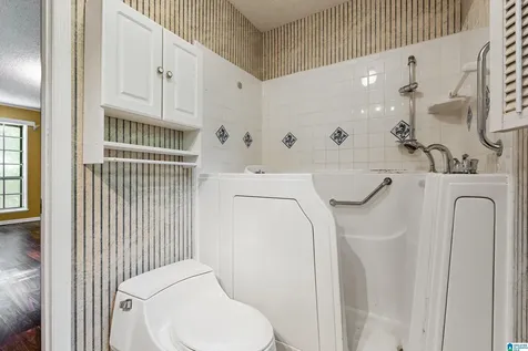 3360 Garrett Drive SE Bessemer AL 35022