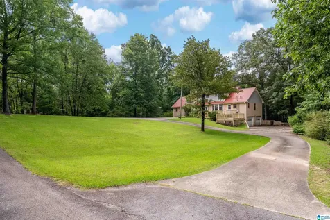 3360 Garrett Drive SE Bessemer AL 35022