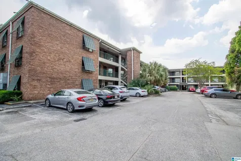 57 Hanover Circle Birmingham AL 35205