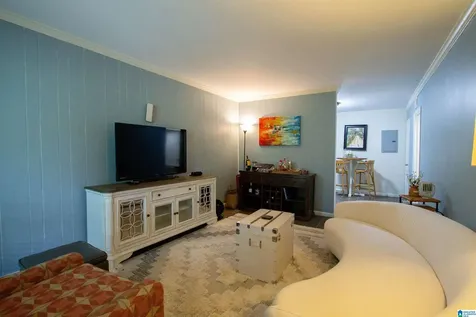 57 Hanover Circle Birmingham AL 35205