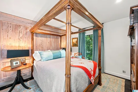 141 E Glenwood Drive Homewood AL 35209