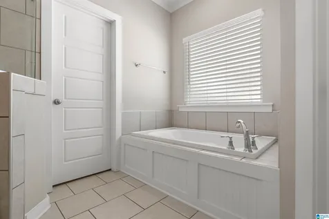 1013 Unali Lane Leeds AL 35094
