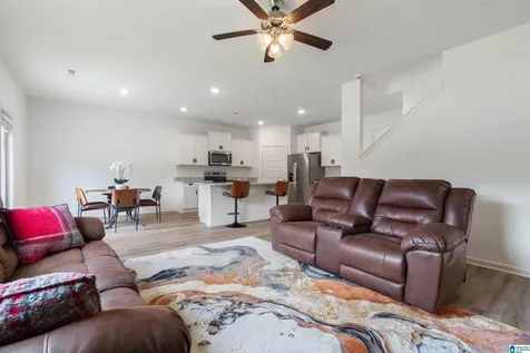 5155 Meadow Ridge Trail Bessemer AL 35022