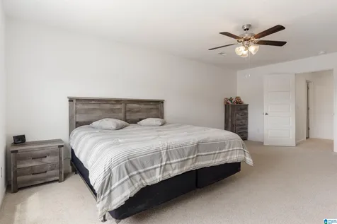 5155 Meadow Ridge Trail Bessemer AL 35022