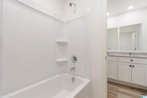5155 Meadow Ridge Trail Bessemer AL 35022